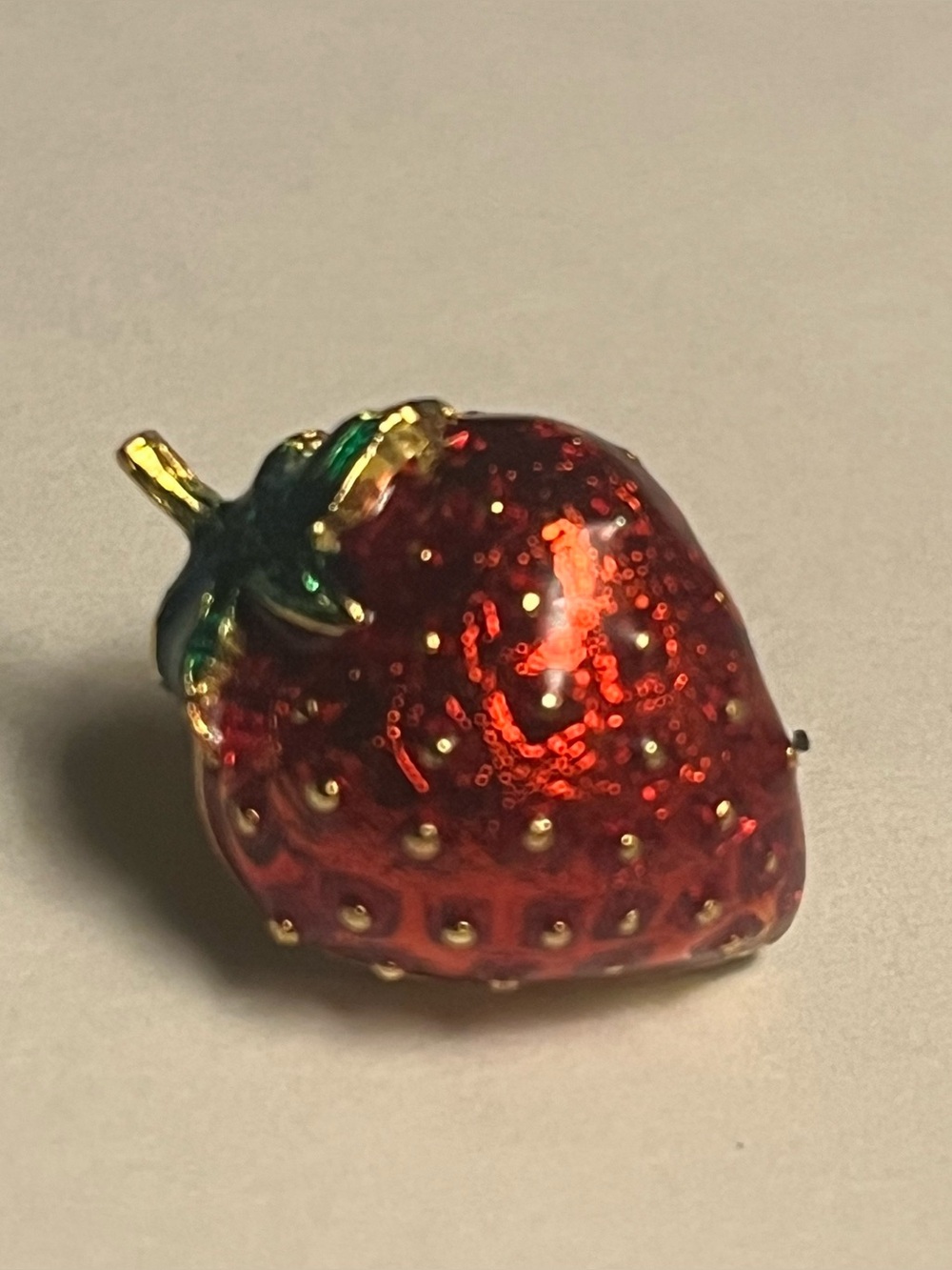 Vintage Strawberry Red & Gold Tone Brooch Lapel Pin